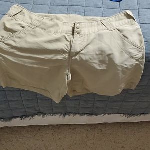 Columbia Shorts